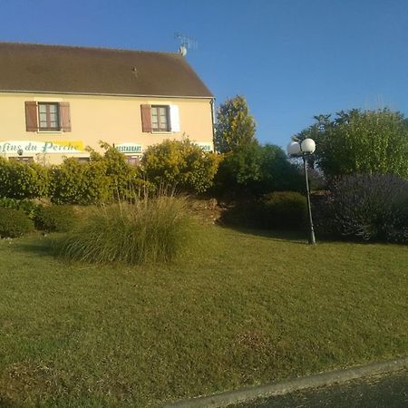 Logis Hotel Les Confins Du Perche Sceaux-sur-Huisne Exterior photo